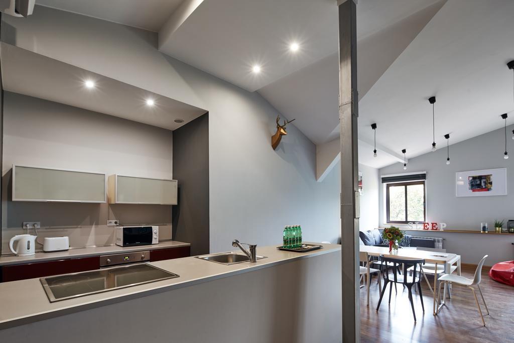 Apartment Playhouse